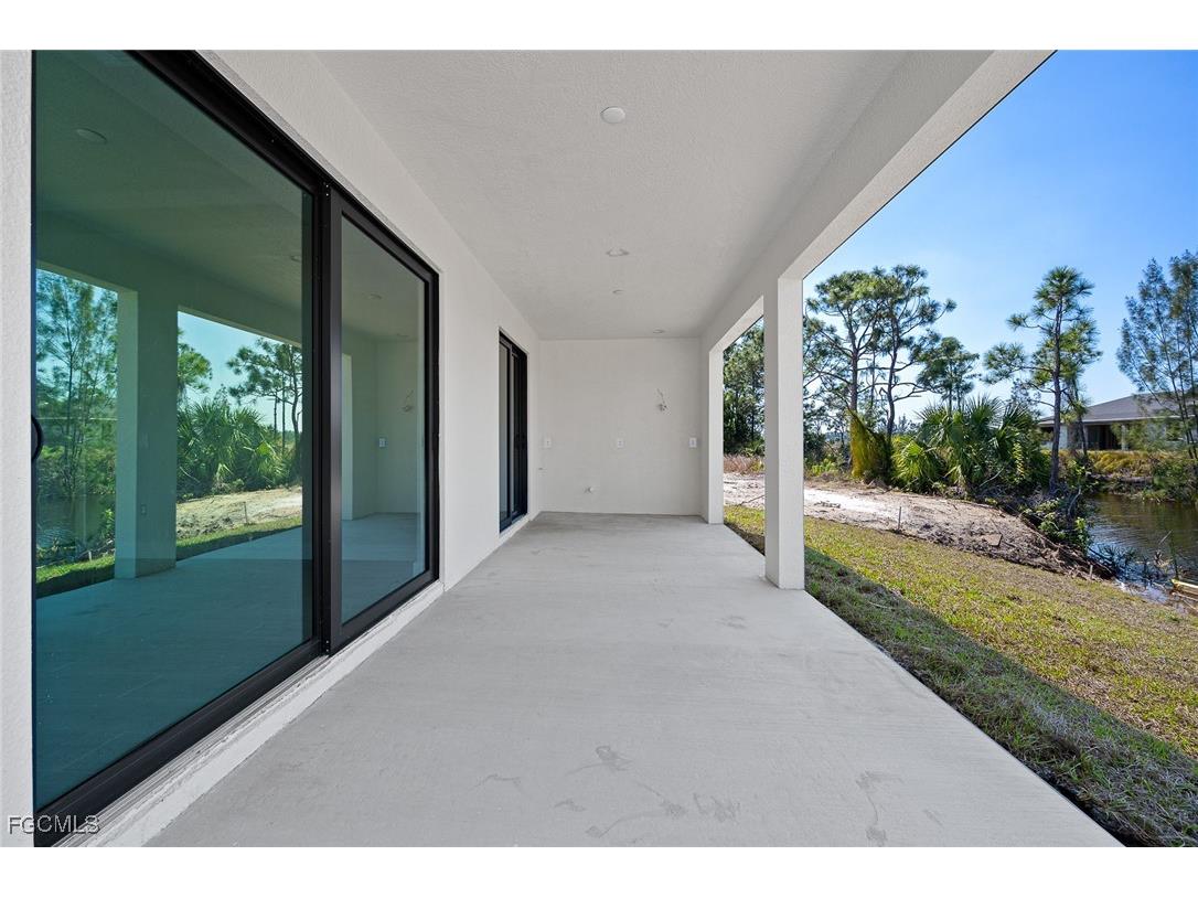 2012 Jackson Avenue Alva FL 33920 2026003915 image22