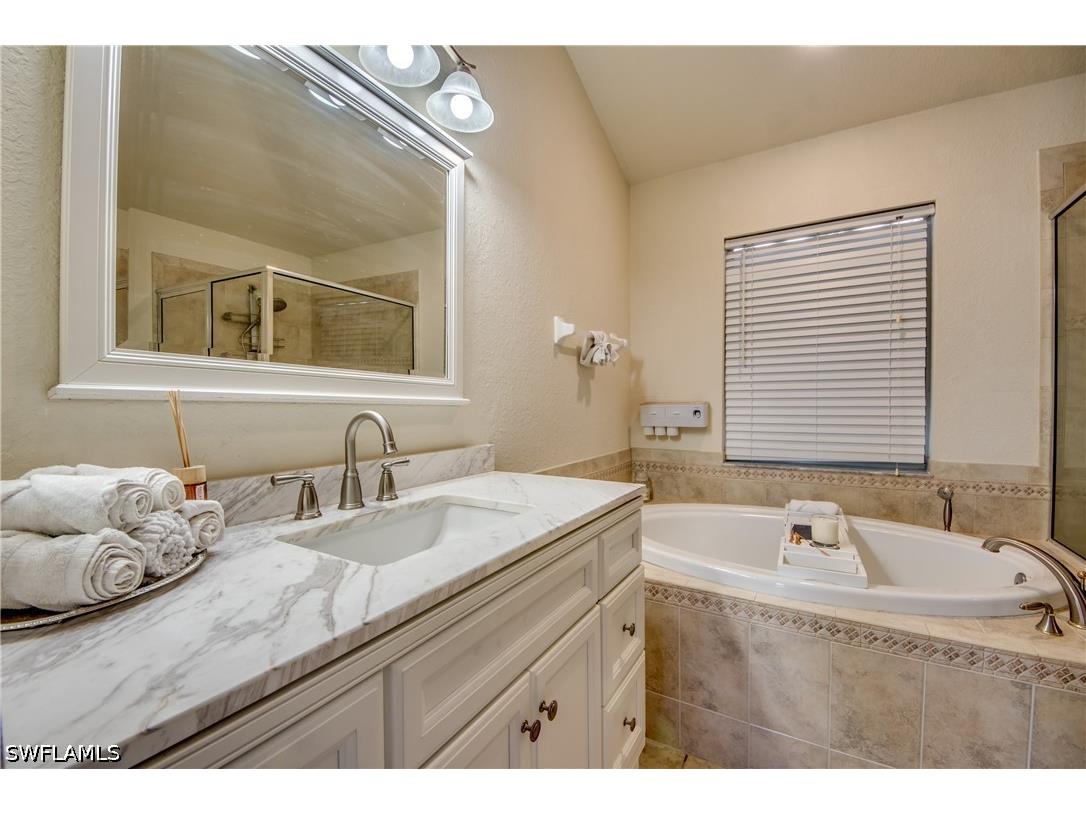 2012 NE 33rd Lane Cape Coral FL 33909 226022790 image25