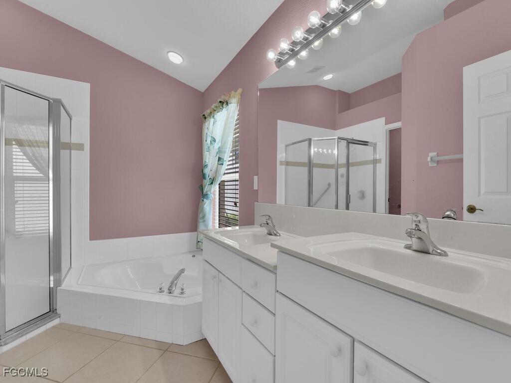 2012 Oxford Ridge Circle Lehigh Acres FL 33973 2025013963 image16