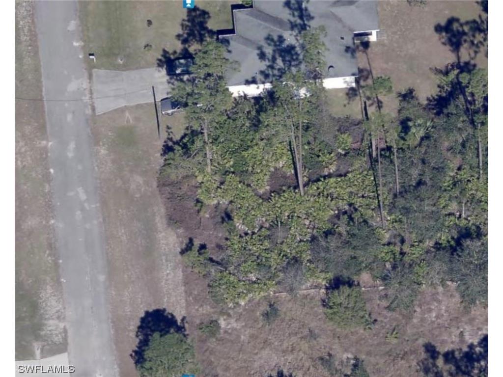 2012 Roosevelt Avenue Lehigh Acres FL 33920 223031492 image1