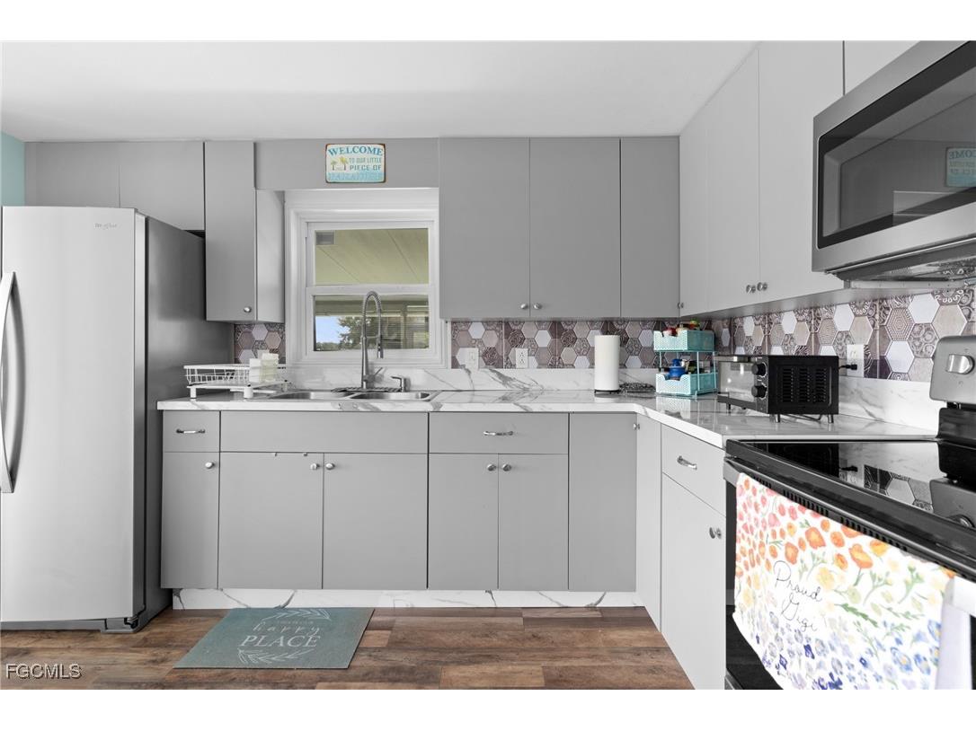 2012 S Olga Drive #25 Fort Myers FL 33905 2025015838 image10