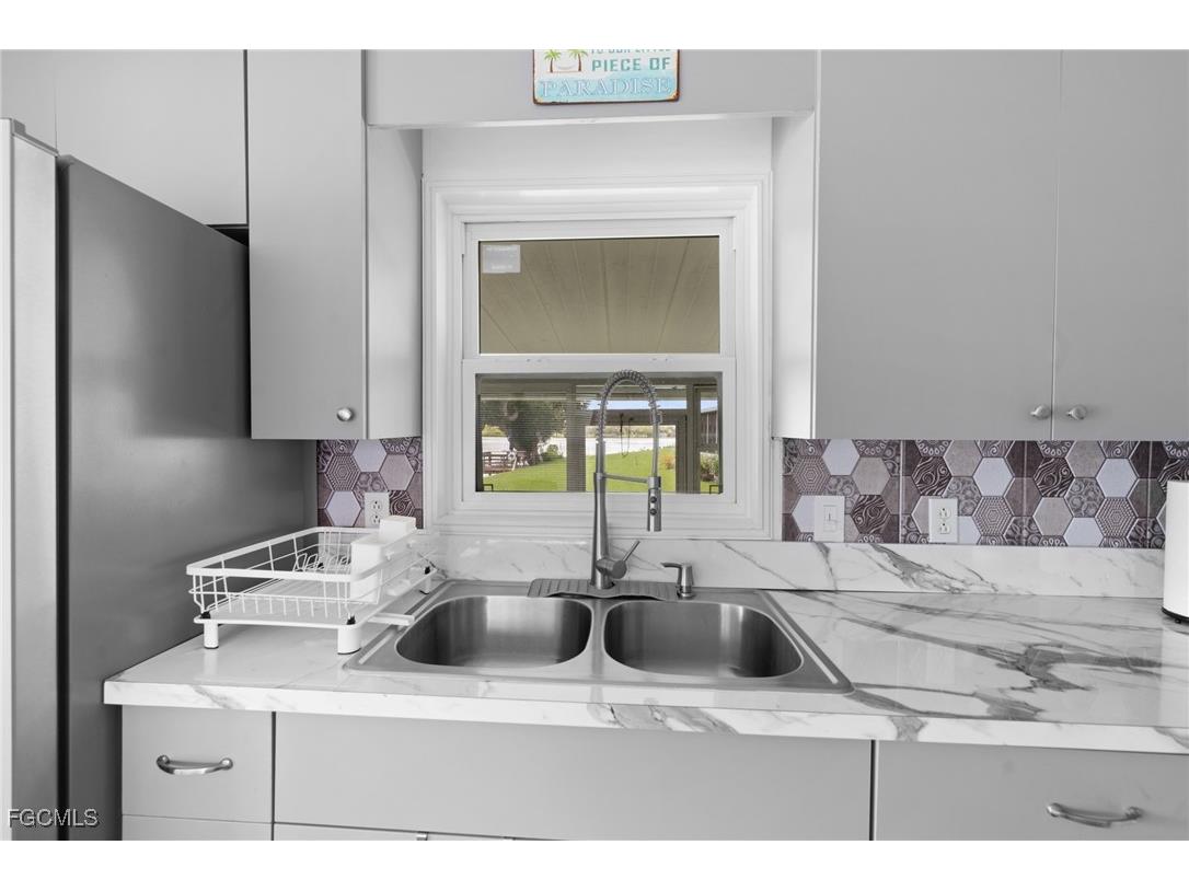 2012 S Olga Drive #25 Fort Myers FL 33905 2025015838 image11