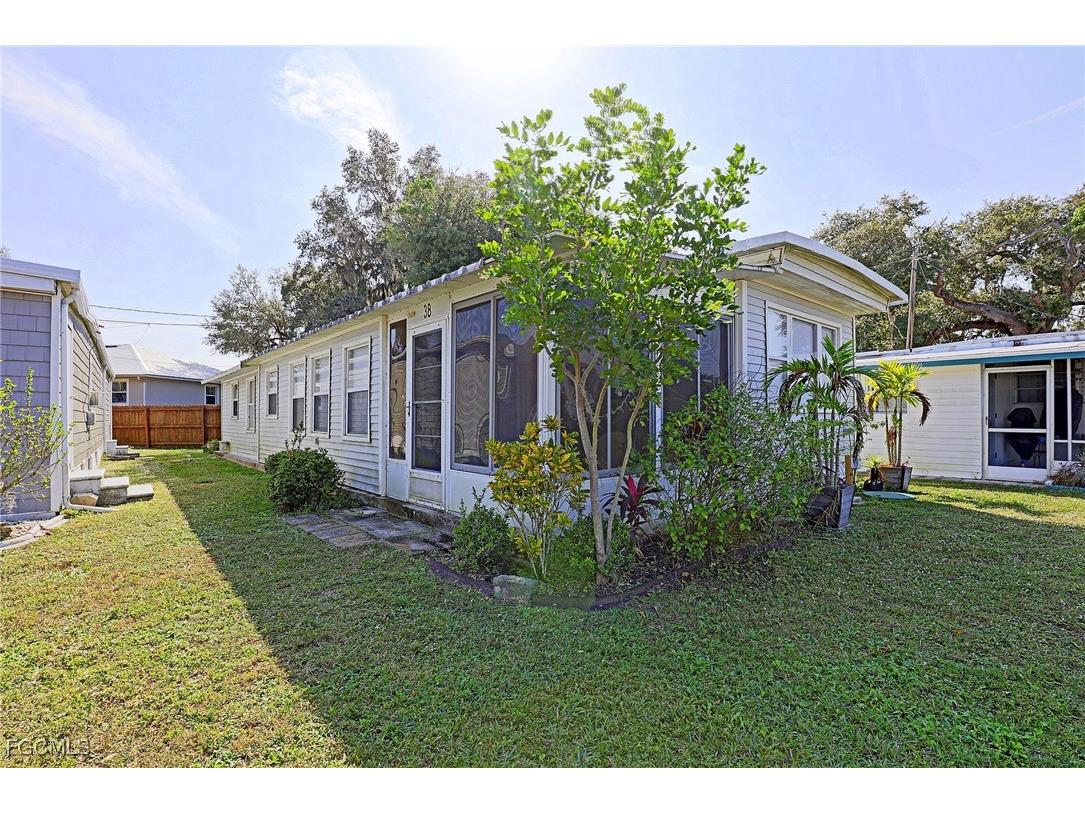 2012 S Olga Drive #38 Fort Myers FL 33905 2026004210 image1