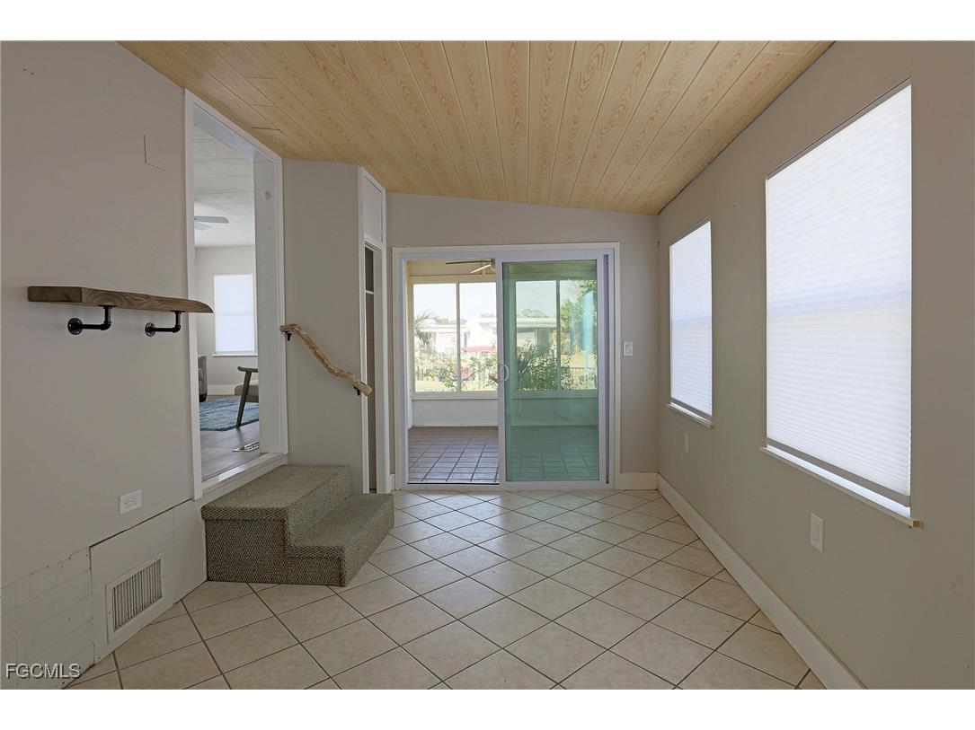 2012 S Olga Drive #38 Fort Myers FL 33905 2026004210 image25