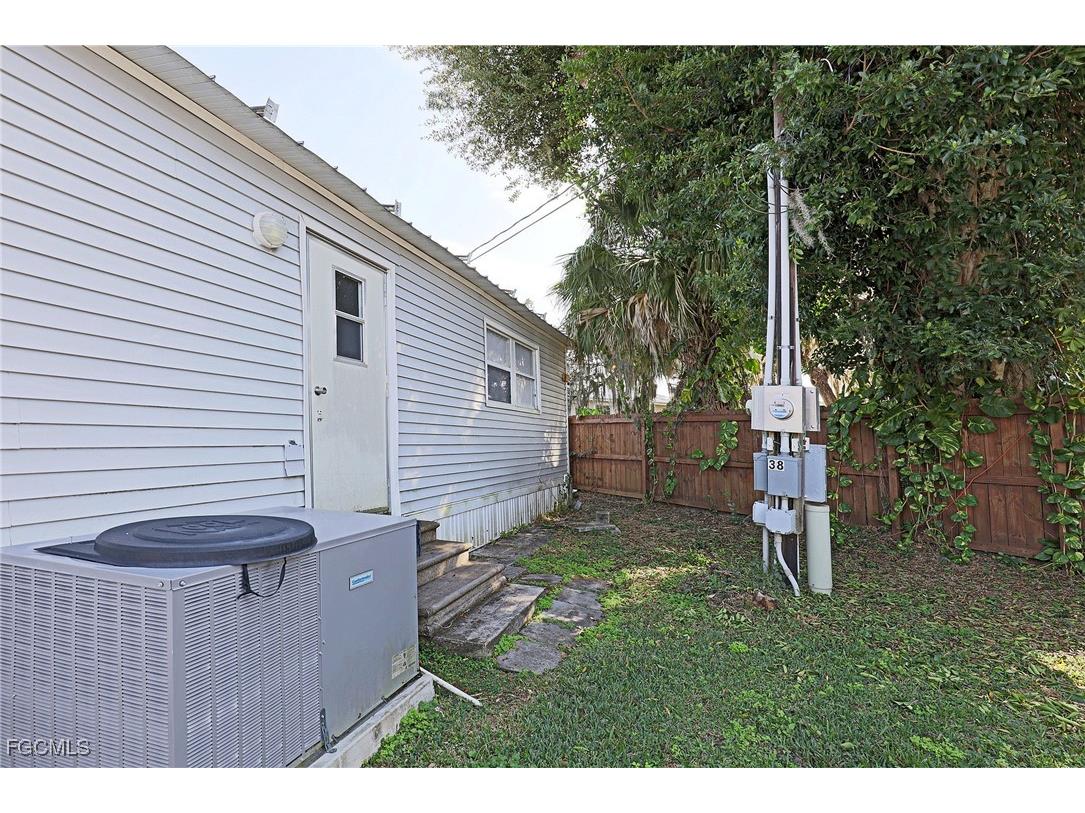 2012 S Olga Drive #38 Fort Myers FL 33905 2026004210 image32