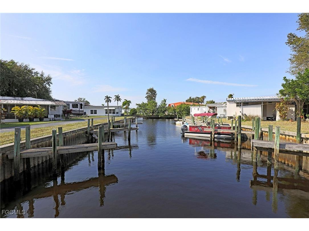 2012 S Olga Drive #38 Fort Myers FL 33905 2026004210 image4