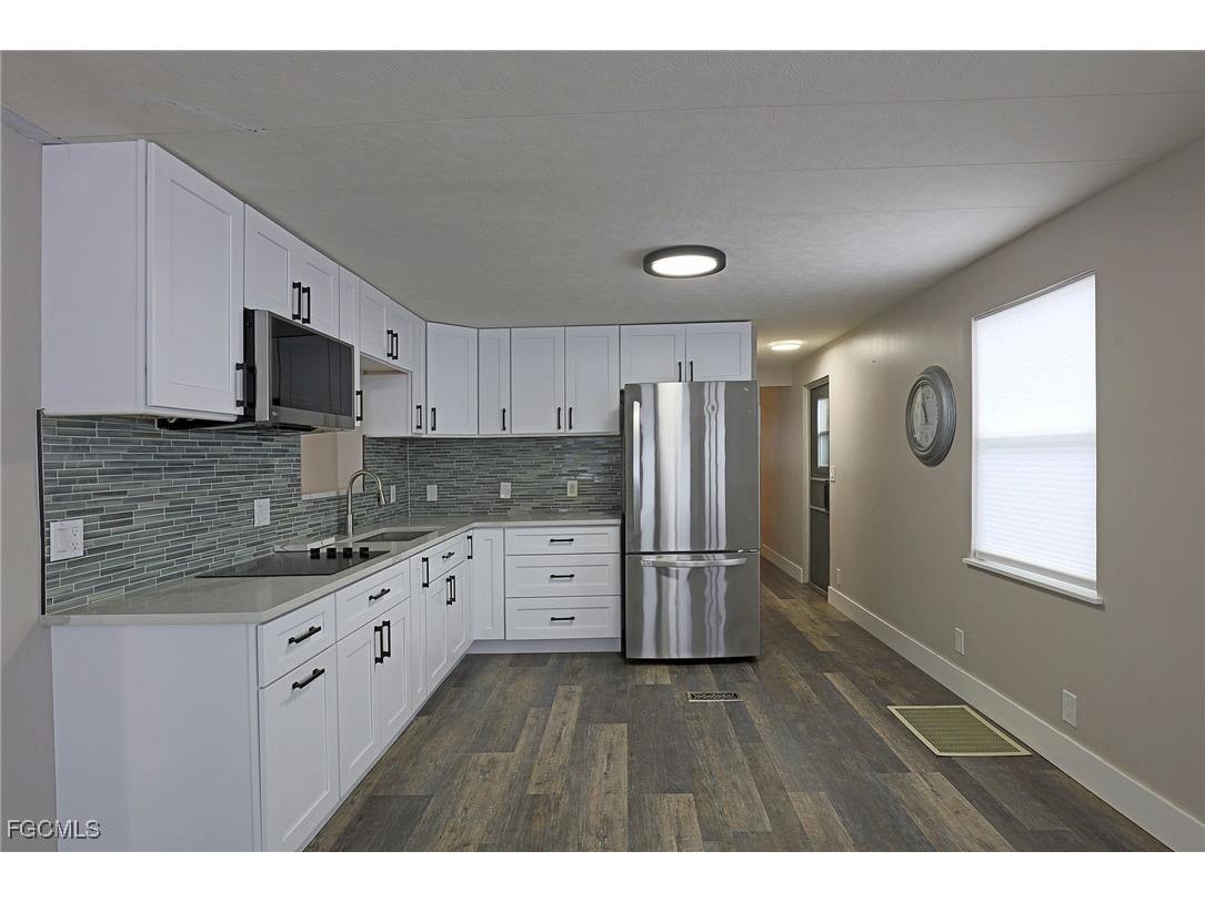2012 S Olga Drive #38 Fort Myers FL 33905 2026004210 image9