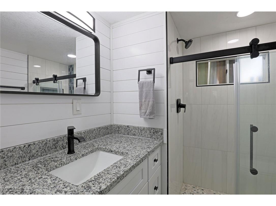 2012 S Olga Drive #40 Fort Myers FL 33905 2025024311 image23