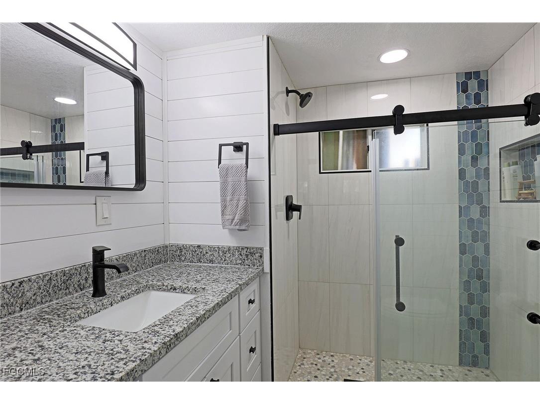 2012 S Olga Drive #40 Fort Myers FL 33905 2025024311 image24