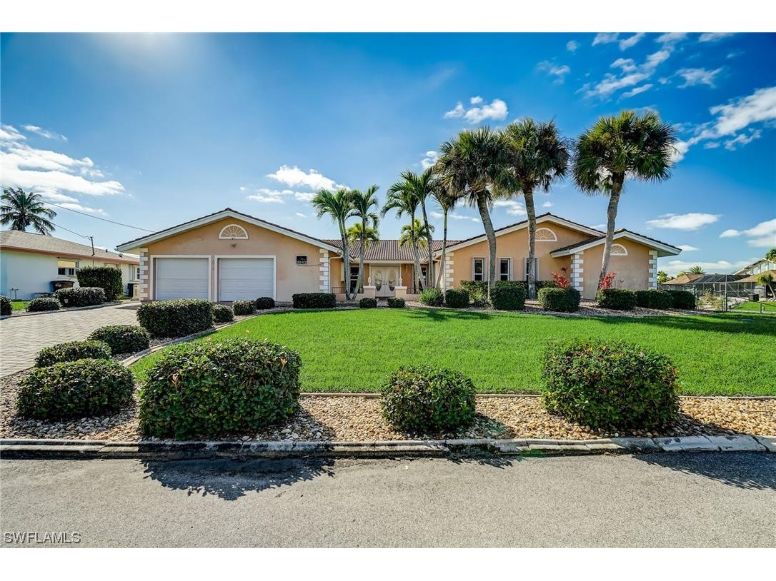 2012 SE 27th Terrace Cape Coral FL 33904 224010288 image1