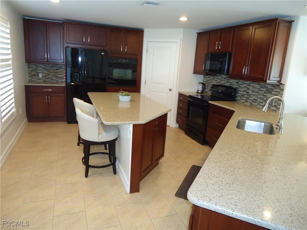 2012 SE 47th Street Cape Coral FL 33904 2026002773 image17