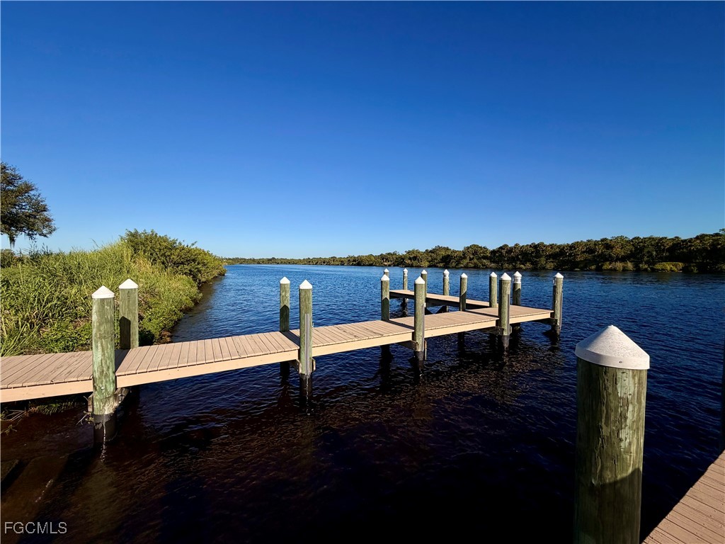 2012 Silk Bay Boulevard Alva FL 33920 2025015656 image3