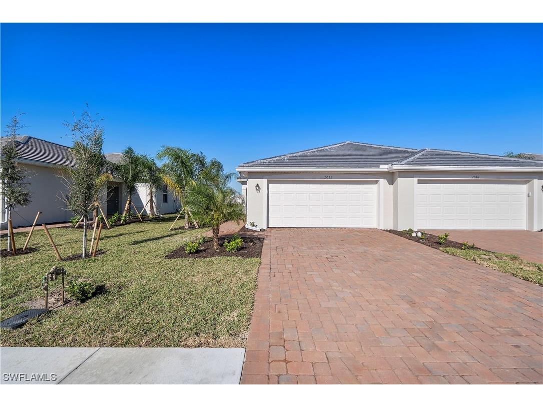 2012 Vermont Lane Naples FL 34120 223094141 image1