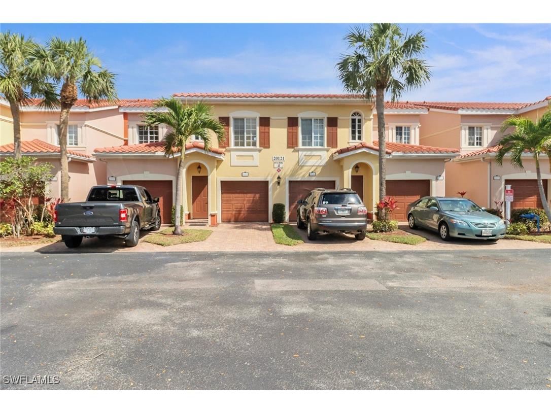 20121 Estero Gardens Circle #203 Estero FL 33928 225021578 image1