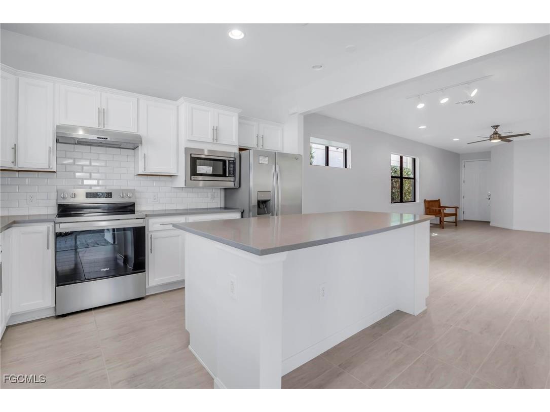 20122 Corkscrew Shores Boulevard Estero FL 33928 2025012922 image15