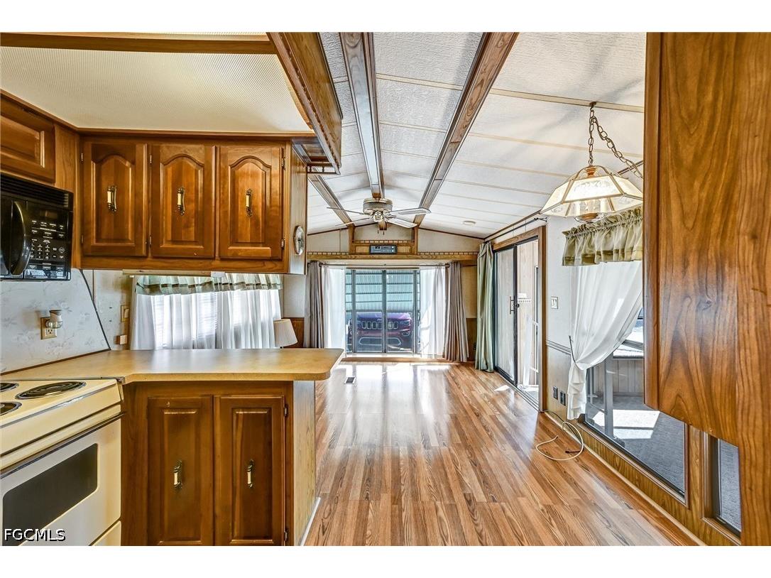 20124 Plum Tree Lane Estero FL 33928 2026013536 image13