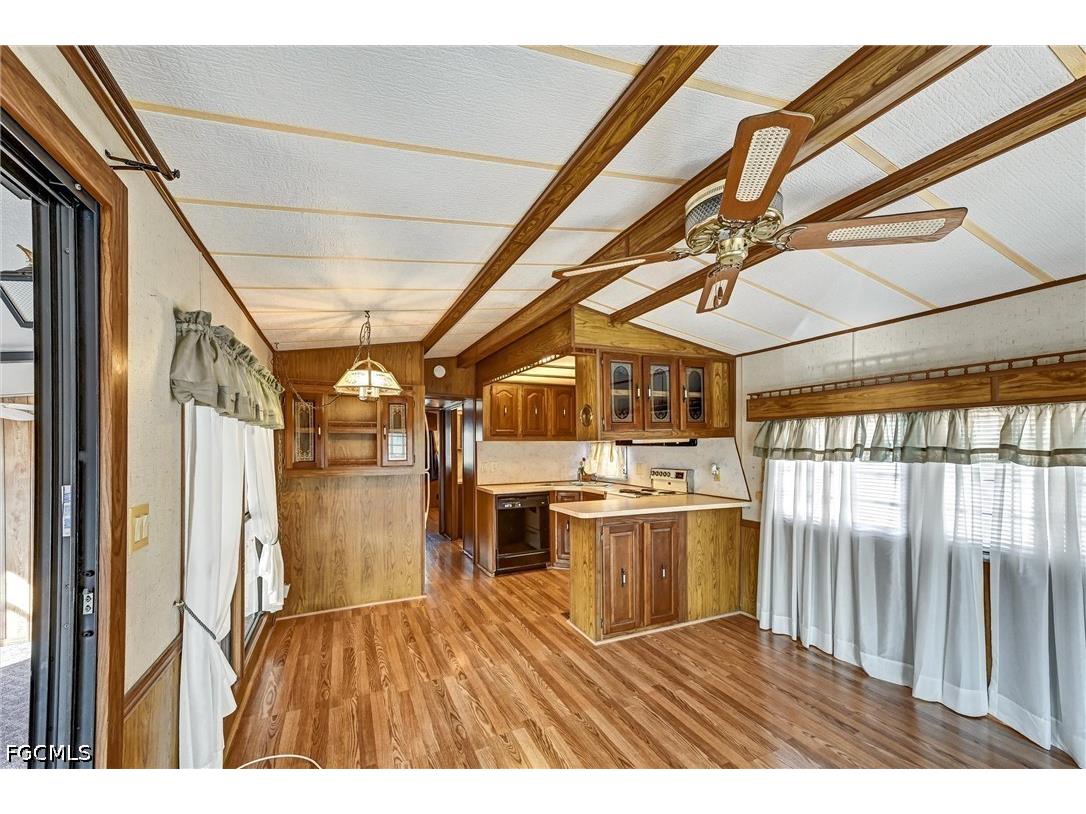 20124 Plum Tree Lane Estero FL 33928 2026013536 image8