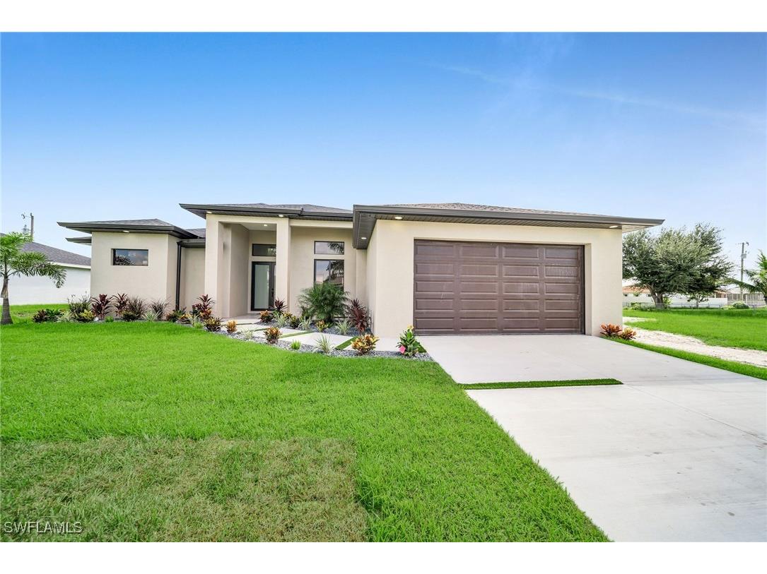 2013 NE 14th Place Cape Coral FL 33909 224073427 image1