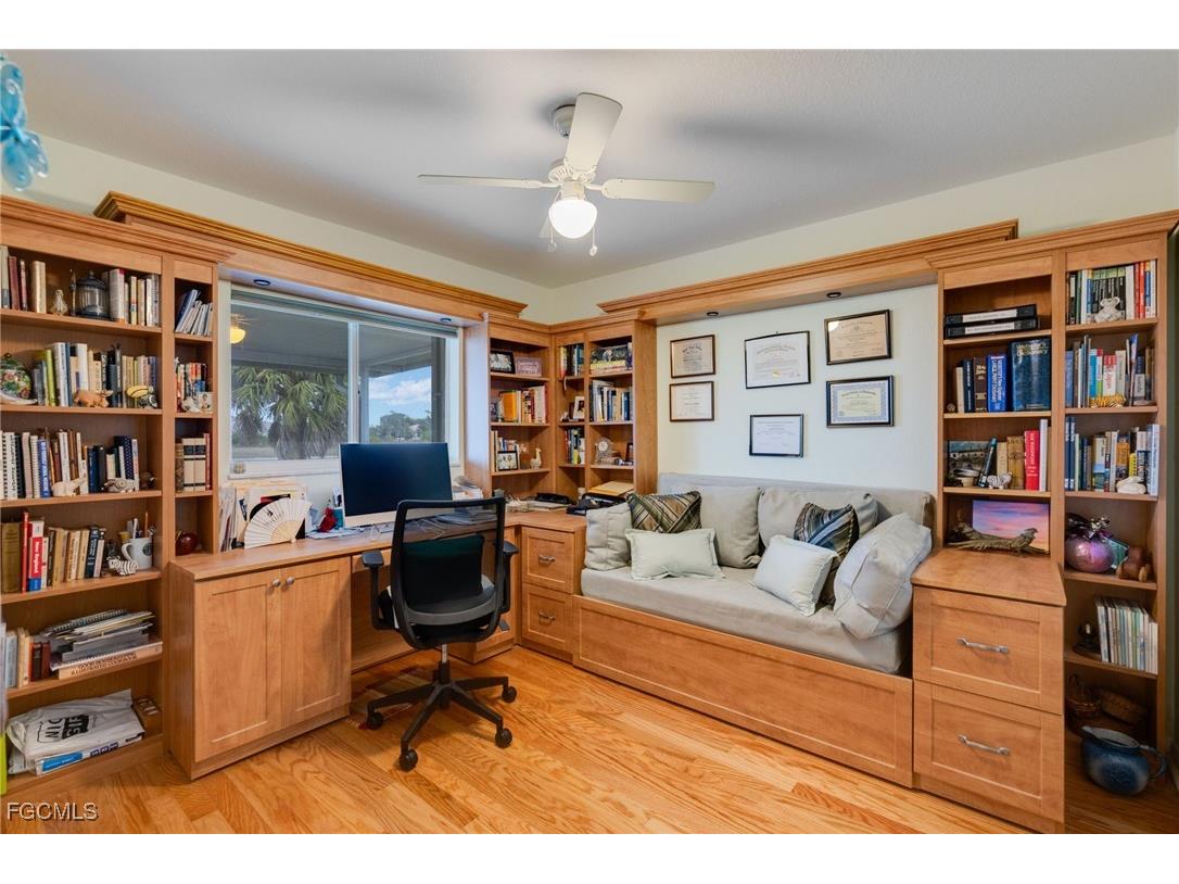 2013 NE 25th Street Cape Coral FL 33909 2025024842 image11