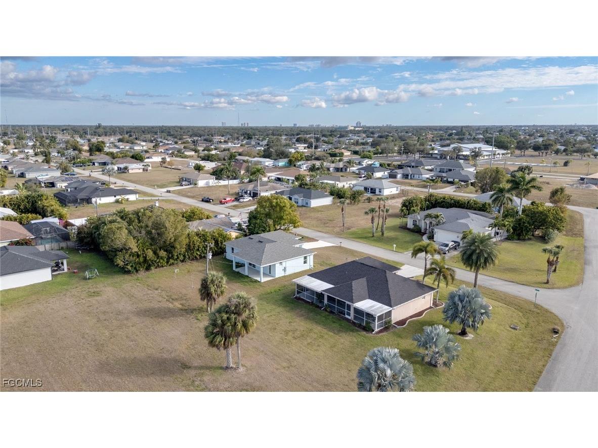 2013 NE 25th Street Cape Coral FL 33909 2025024842 image24