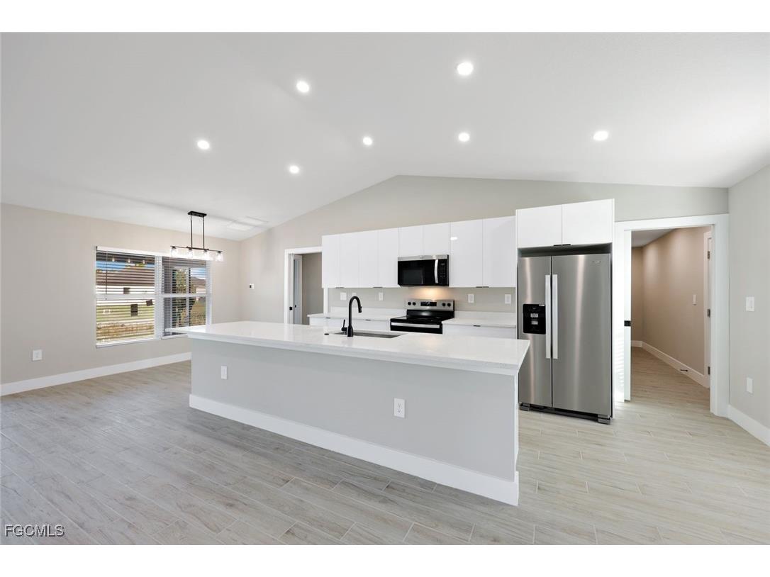 2013 NW 20th Terrace Cape Coral FL 33993 2026001023 image11