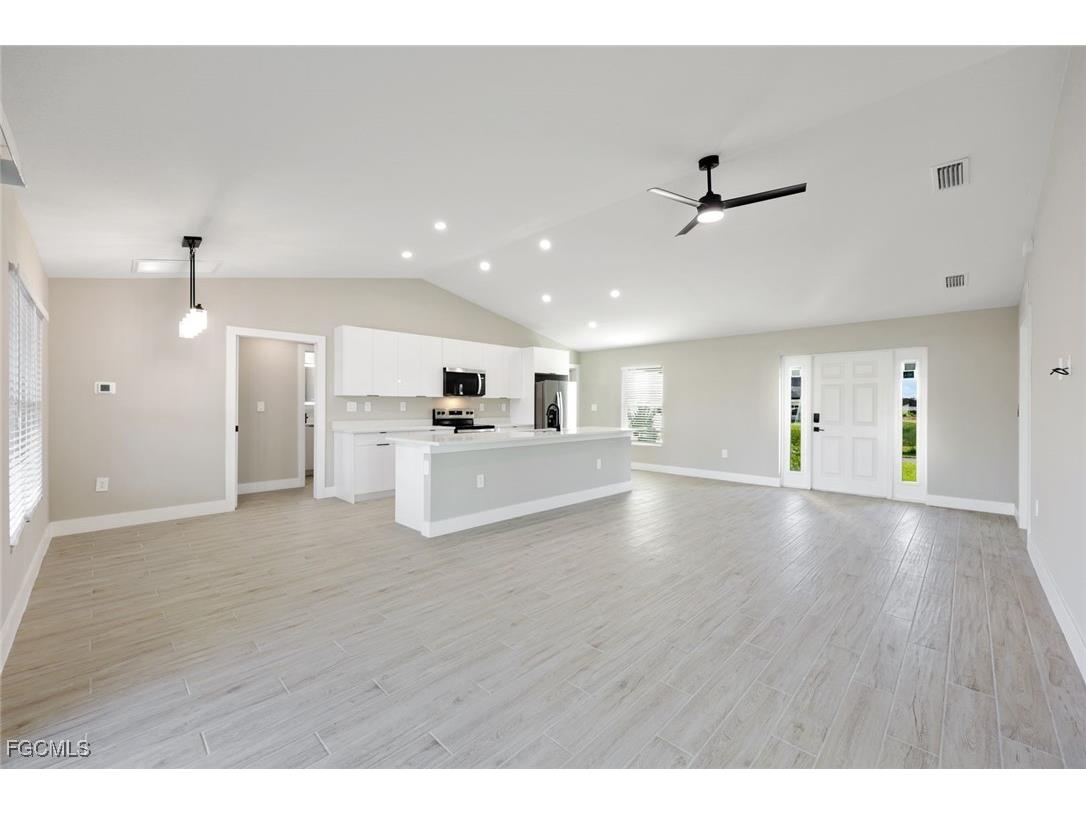 2013 NW 20th Terrace Cape Coral FL 33993 2026001023 image6