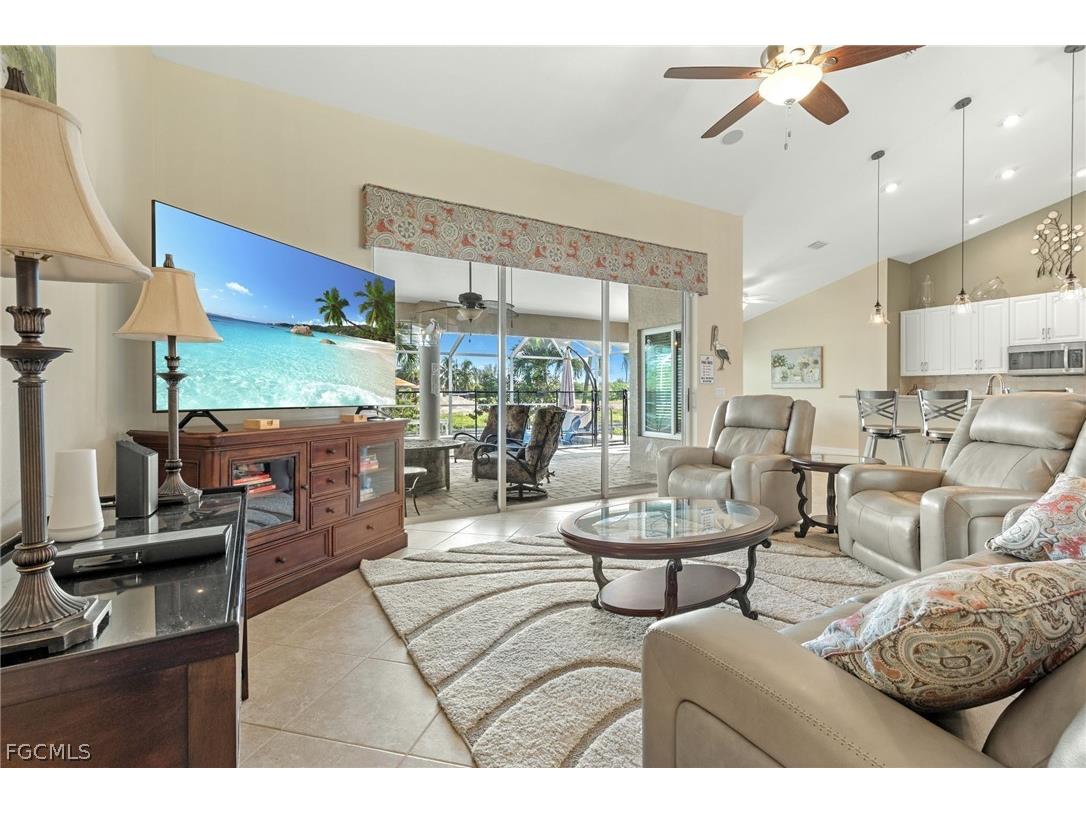 2013 SW 31st Terrace Cape Coral FL 33914 2026008738 image5