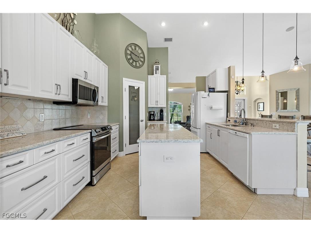 2013 SW 31st Terrace Cape Coral FL 33914 2026013551 image15