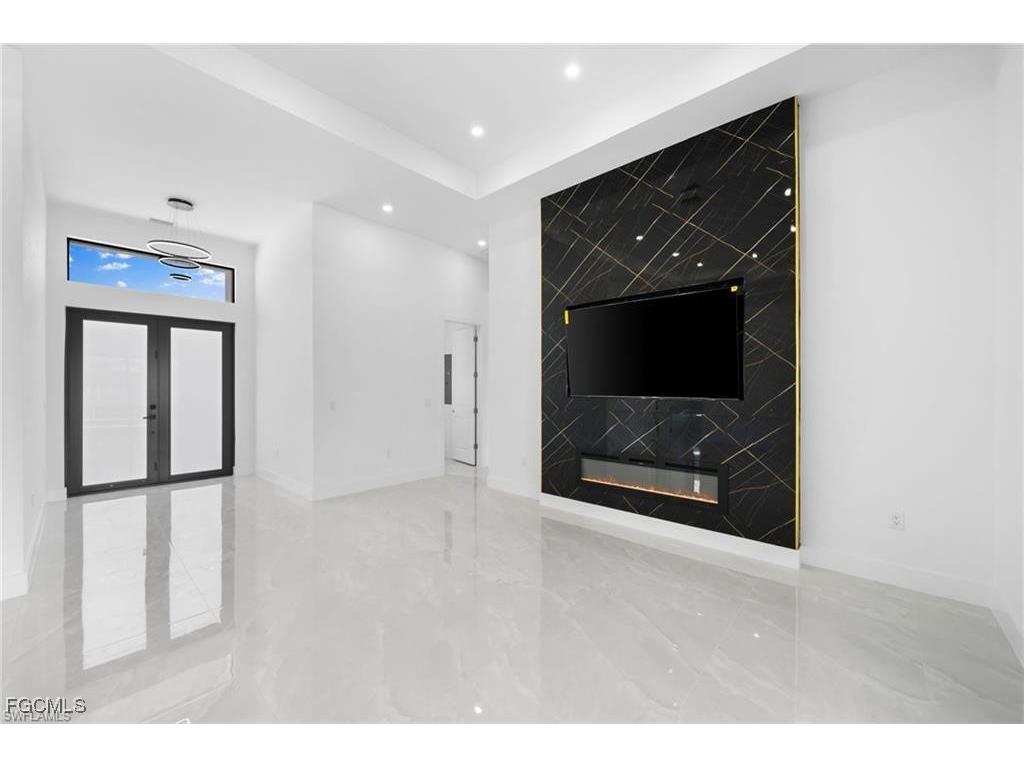 2013 SW 37th Terrace Cape Coral FL 33914 2025024377 image10