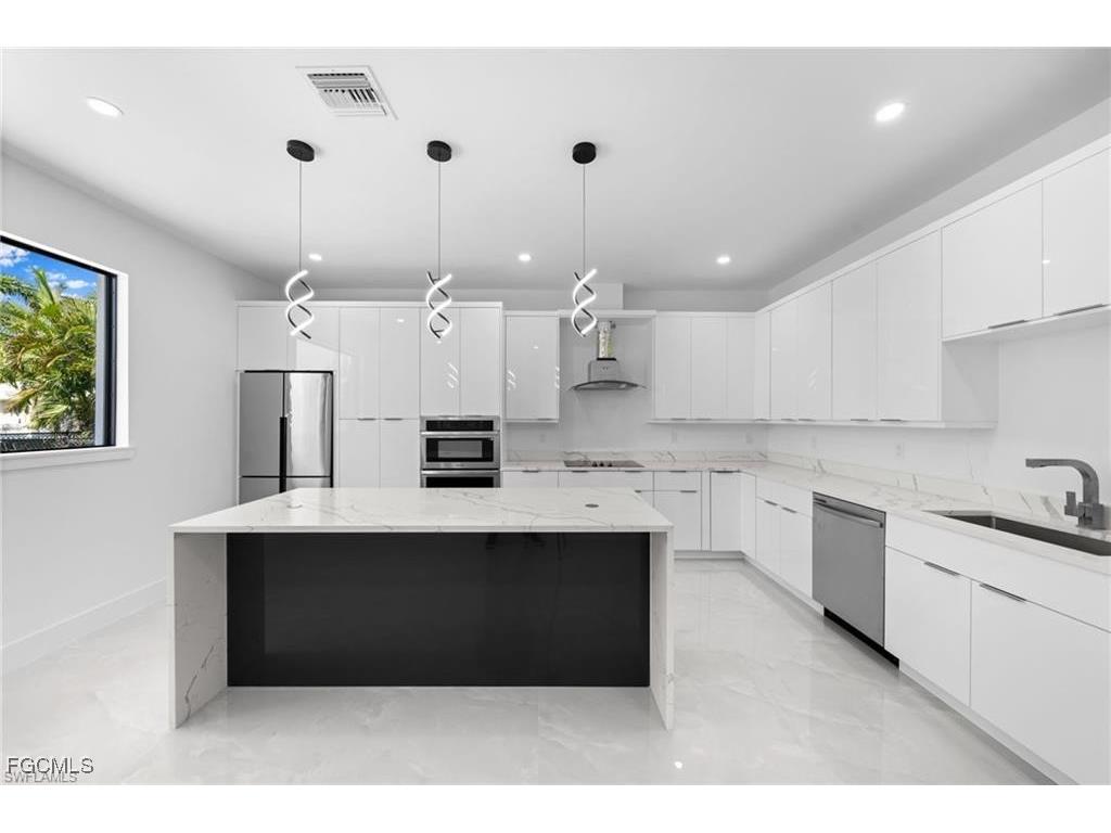 2013 SW 37th Terrace Cape Coral FL 33914 2025024377 image15