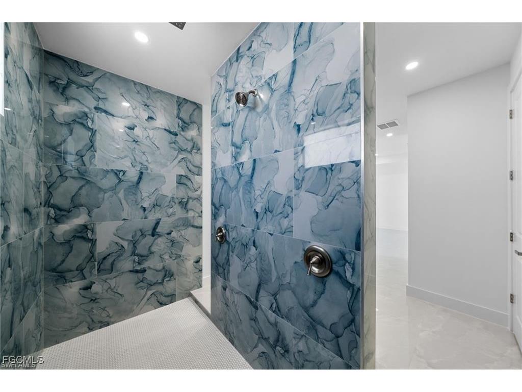 2013 SW 37th Terrace Cape Coral FL 33914 2025024377 image17