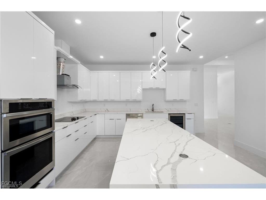 2013 SW 37th Terrace Cape Coral FL 33914 2025024377 image2