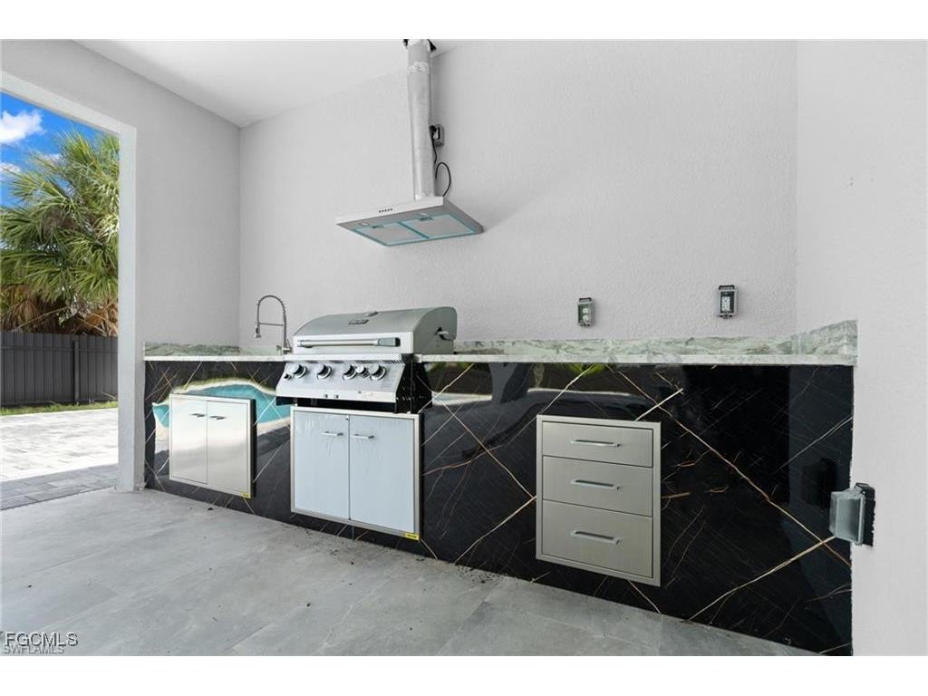 2013 SW 37th Terrace Cape Coral FL 33914 2025024377 image5