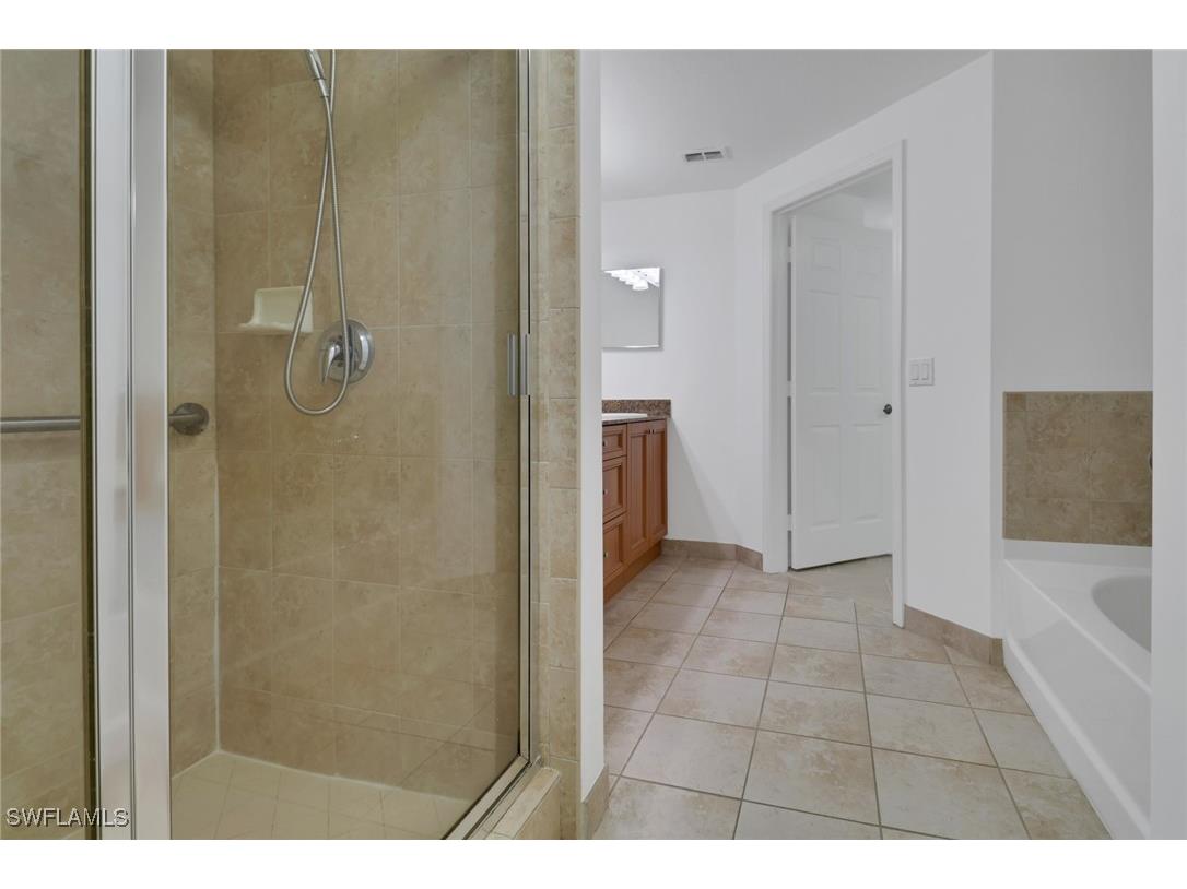 20131 Estero Gardens Circle #205 Estero FL 33928 225071356 image16