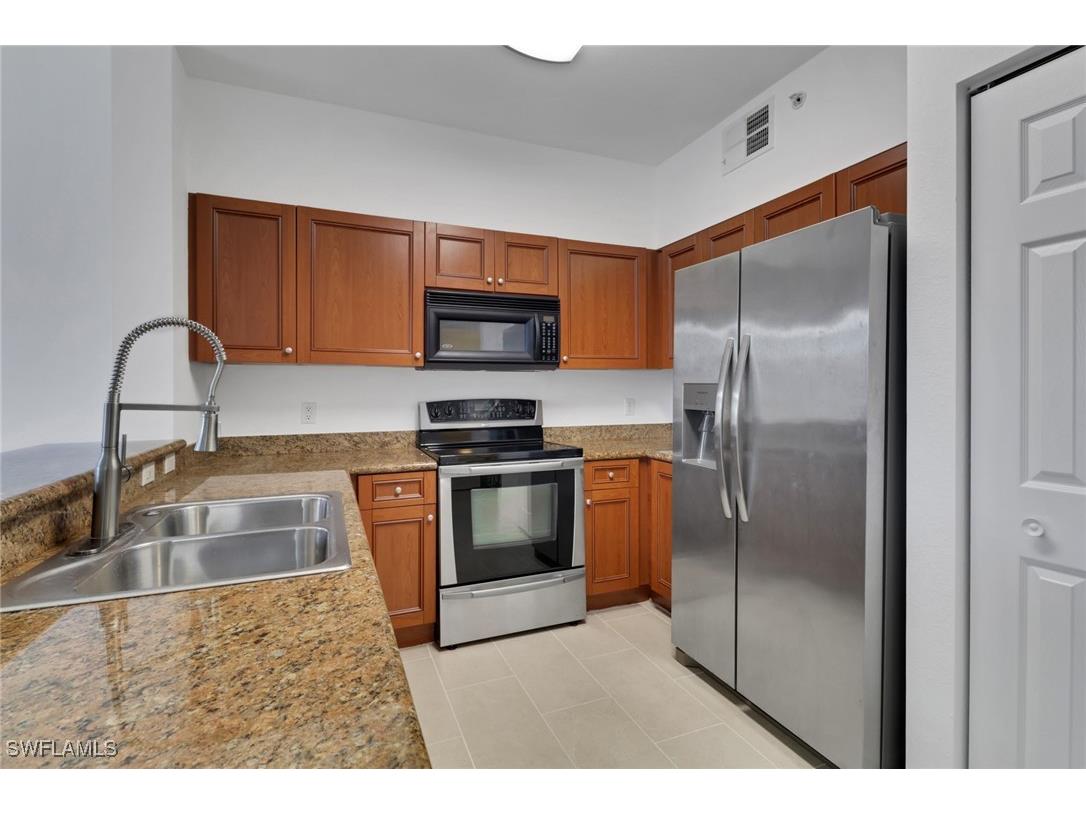 20131 Estero Gardens Circle #205 Estero FL 33928 225071356 image3