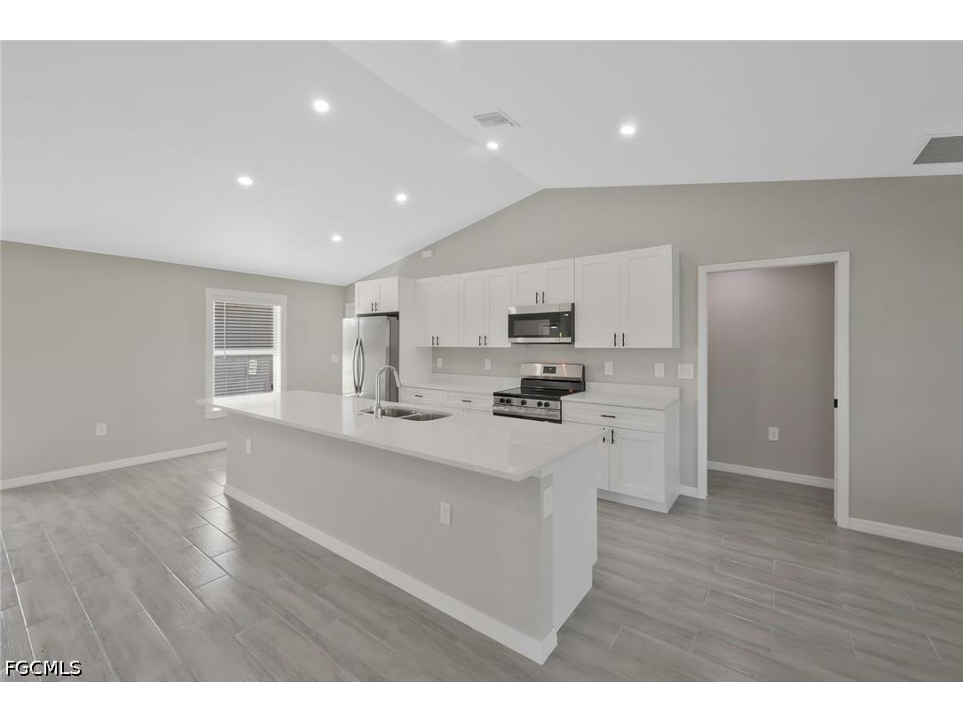 2014 Kismet Parkway W Cape Coral FL 33993 2026025240 image12