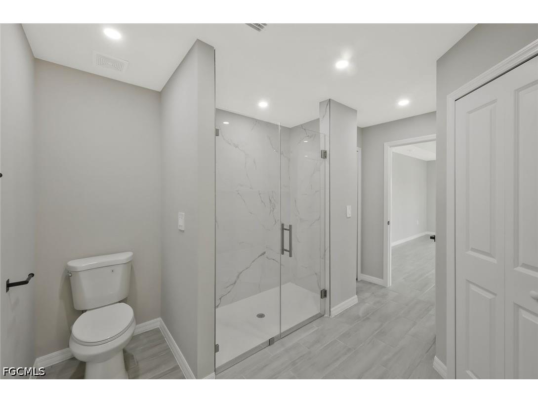 2014 Kismet Parkway W Cape Coral FL 33993 2026025240 image18