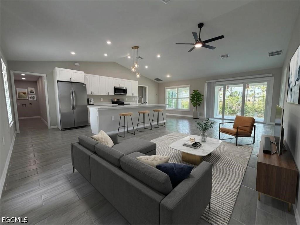 2014 Kismet Parkway W Cape Coral FL 33993 2026025240 image2