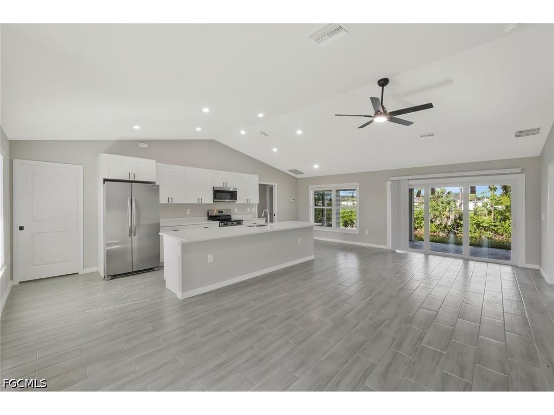 2014 Kismet Parkway W Cape Coral FL 33993 2026025240 image8