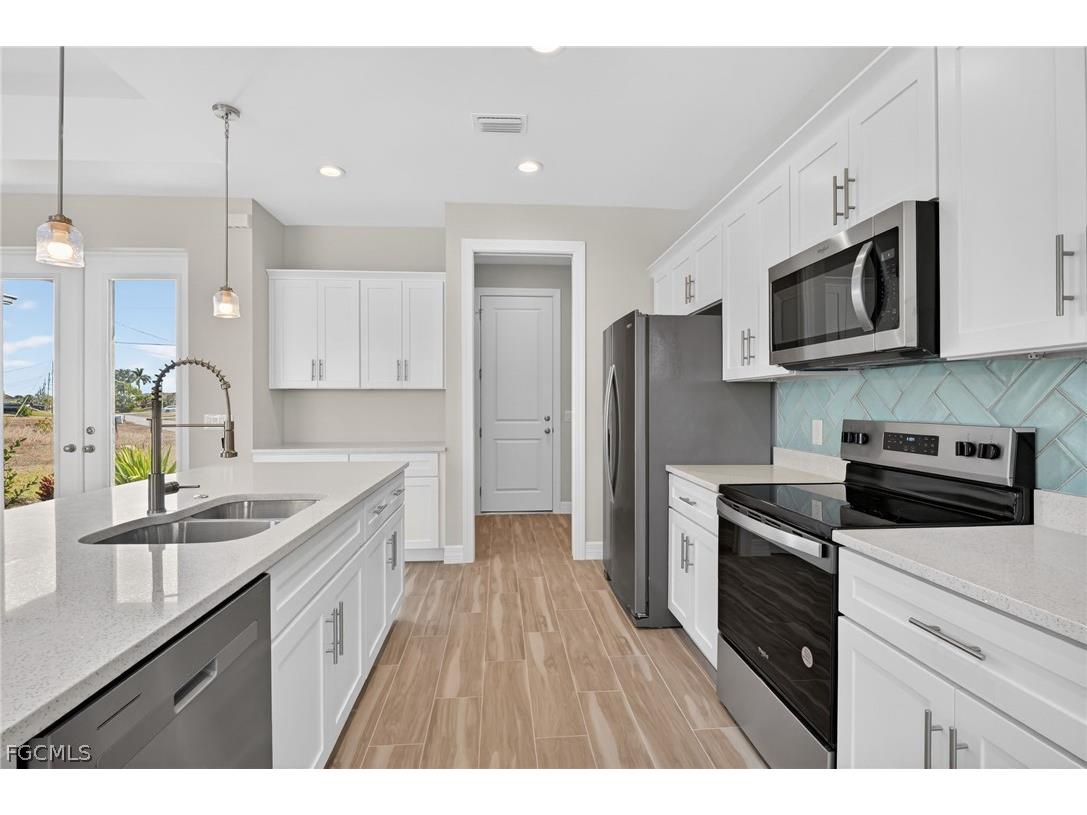 2014 NW 21st Avenue Cape Coral FL 33993 2026007215 image11