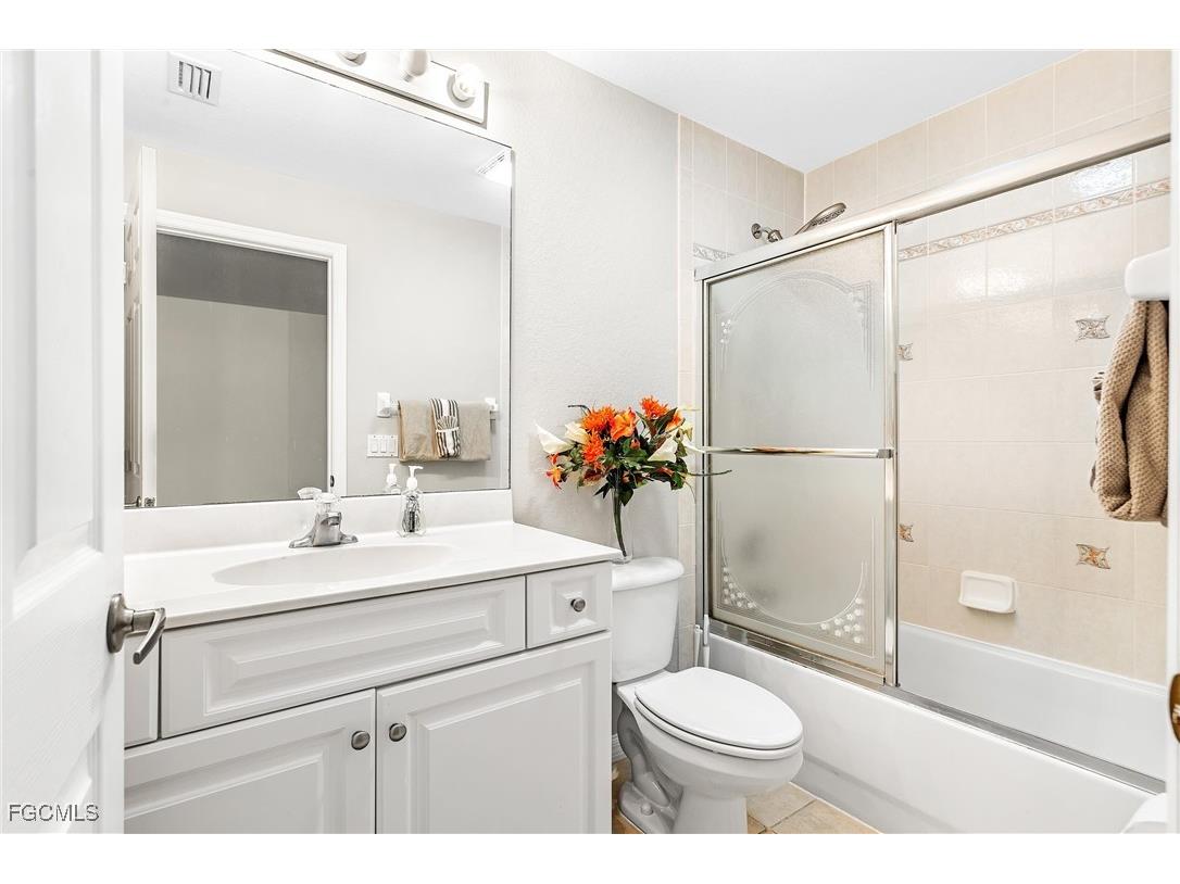 2014 NW 25th Place Cape Coral FL 33993 2025005248 image12