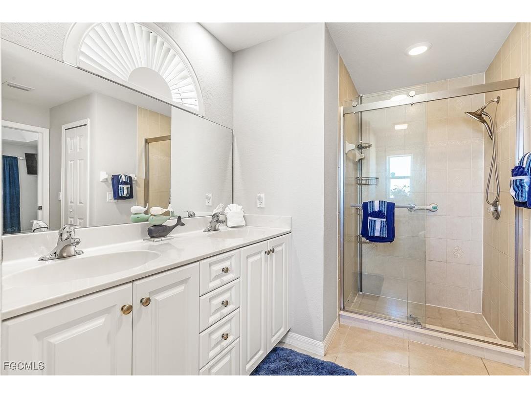 2014 NW 25th Place Cape Coral FL 33993 2025005248 image9