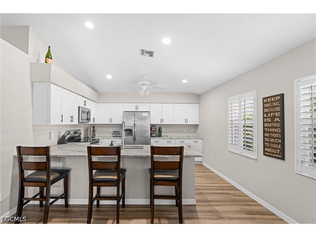 2014 NW 25th Place Cape Coral FL 33993 2026029068 image6