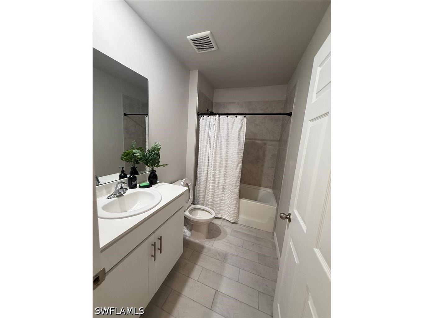 2014 NW 9th Street Cape Coral FL 33993 226018961 image6