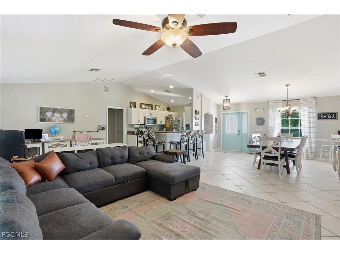 2014 Odessa Circle Labelle FL 33935 2026007281 image4