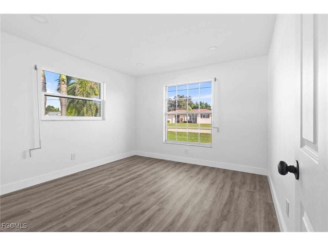 2014 SE 12th Terrace Cape Coral FL 33990 2025014338 image14