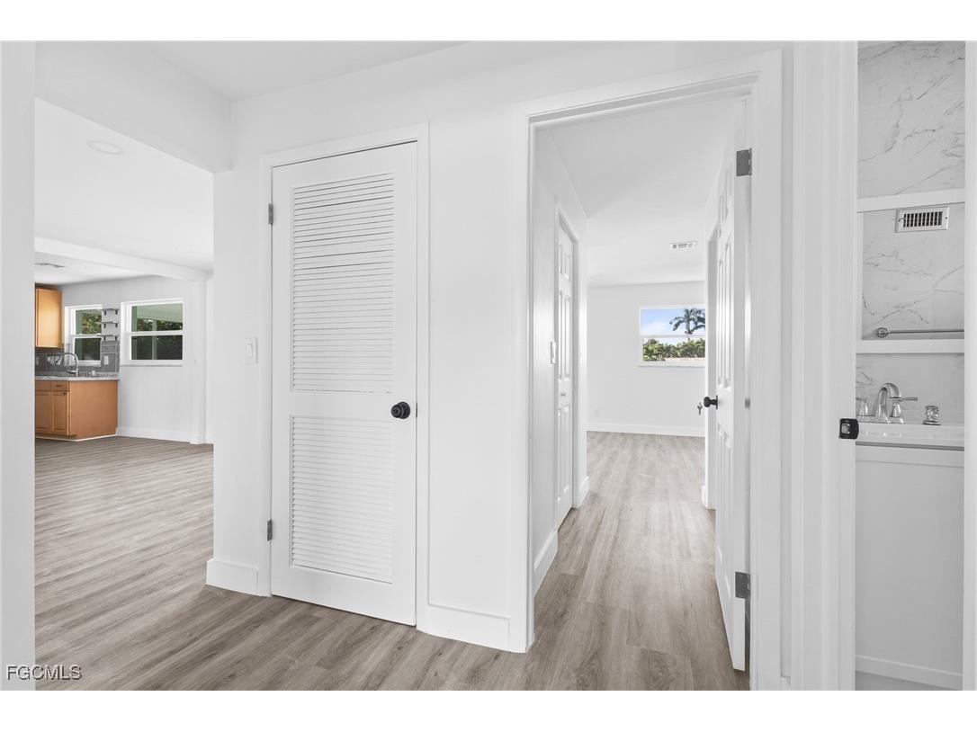 2014 SE 12th Terrace Cape Coral FL 33990 2025014338 image16