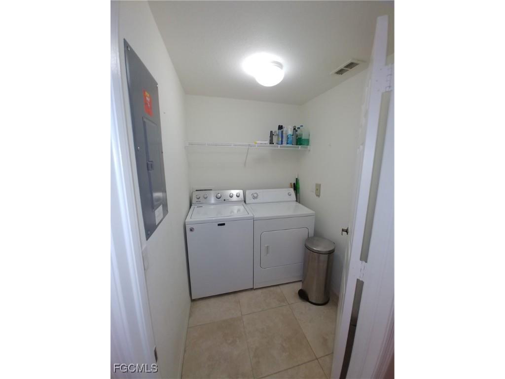 20140 Estero Gardens Circle #204 Estero FL 33928 2025018621 image15