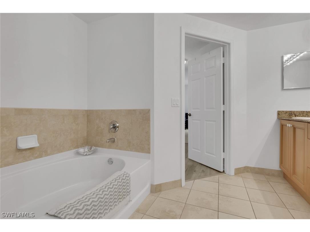 20140 Estero Gardens Circle #208 Estero FL 33928 226011989 image16