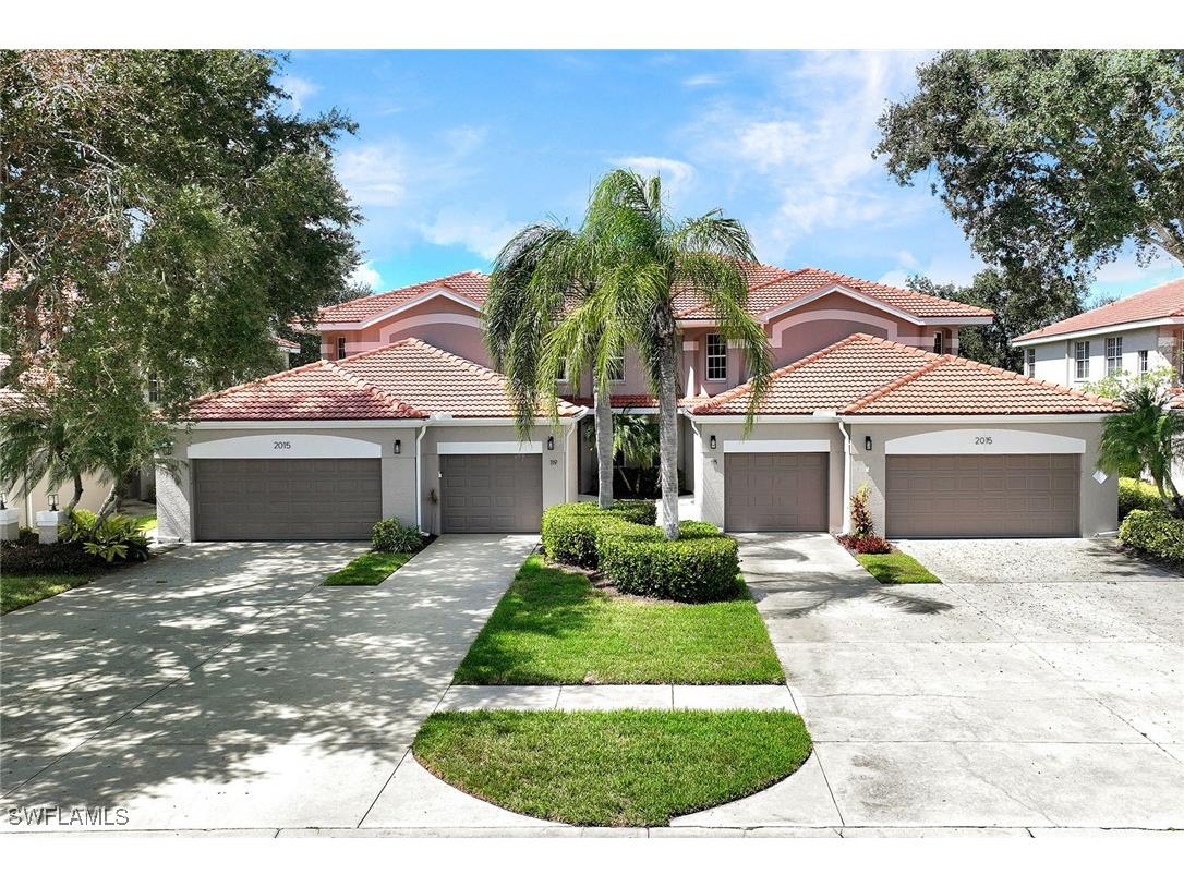 2015 Crestview Way #17B Naples FL 34119 225073604 image1